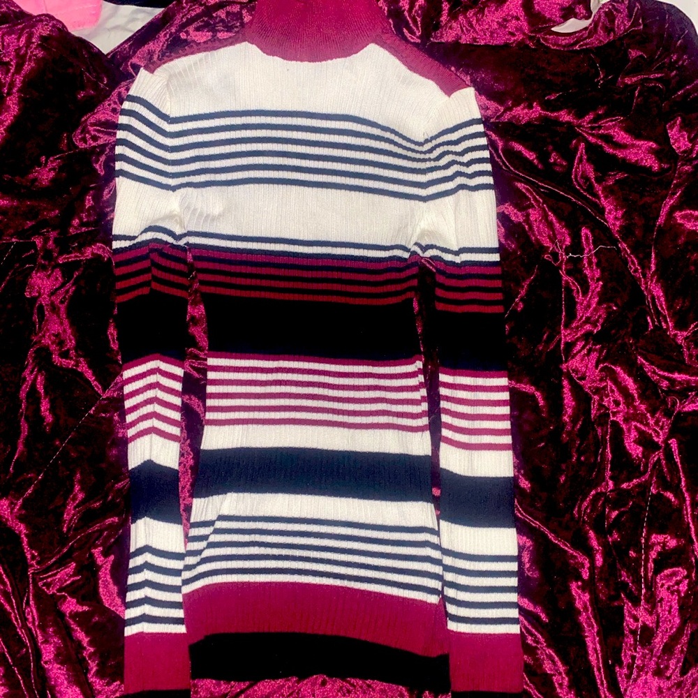 Maroon stripped sweater with turtle neck